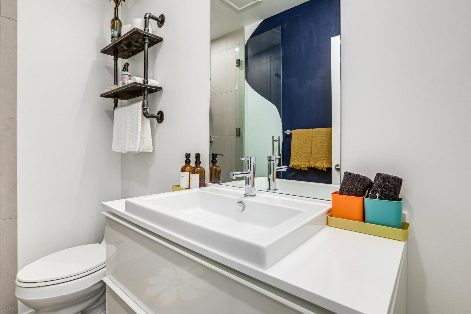 Pet-friendly Apartment *